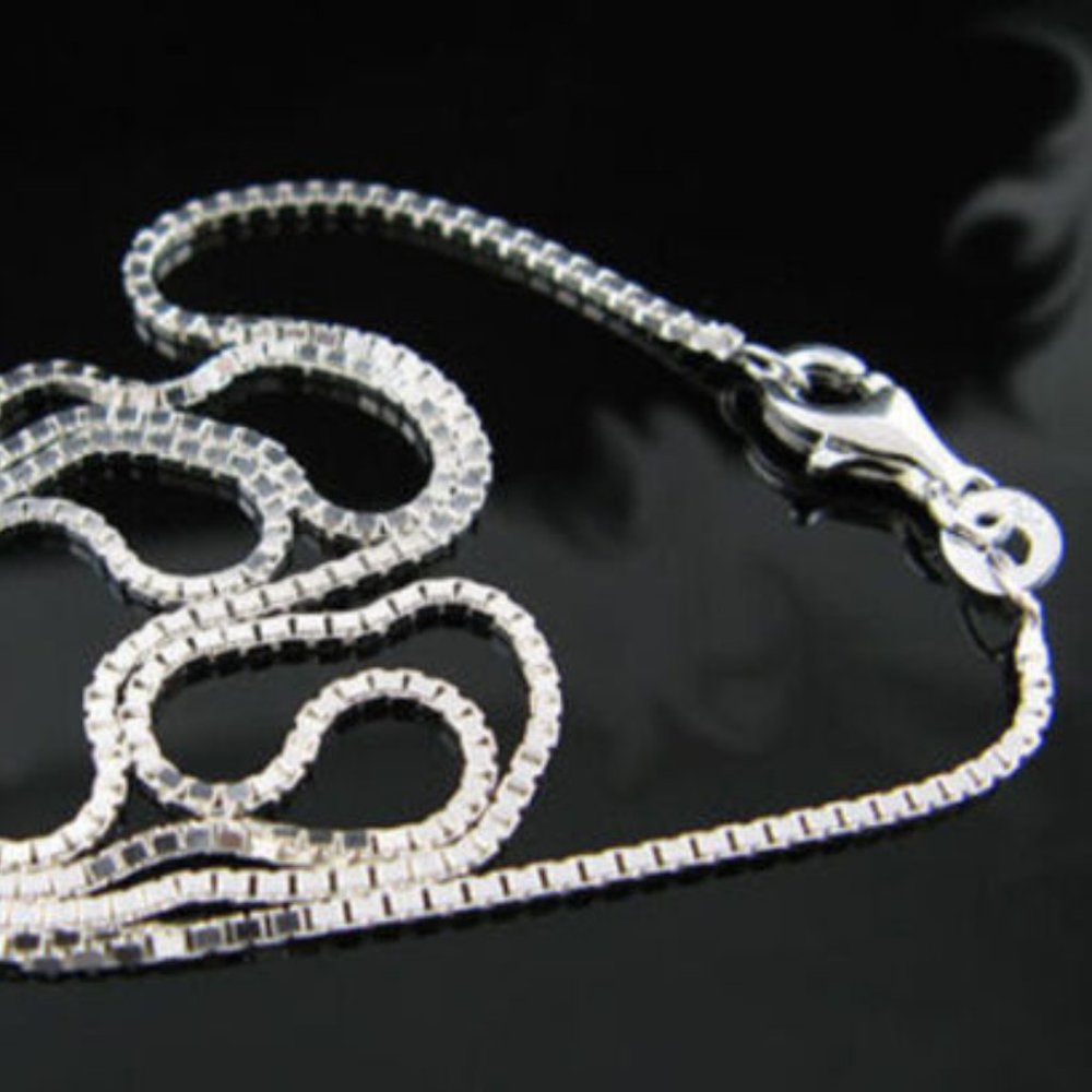New Silver Box Chain Necklace